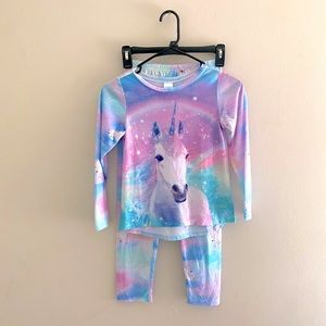 ✨NWOT The Children's Place unicorn PJ set✨